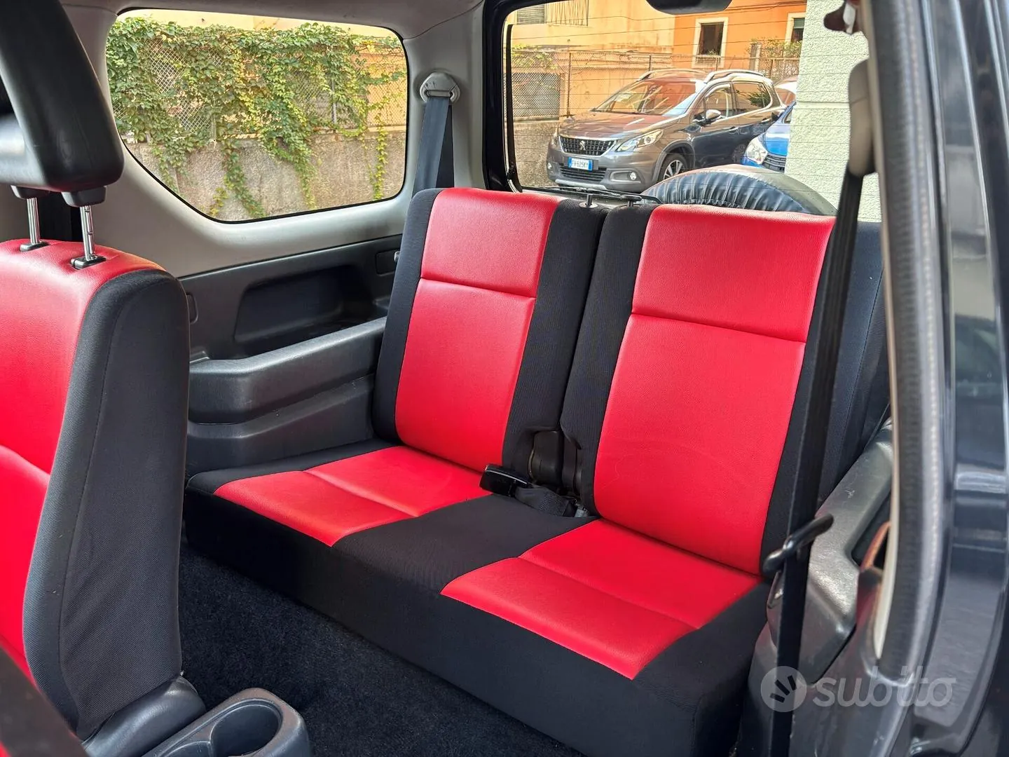 Suzuki Jimny 2012 photo 5