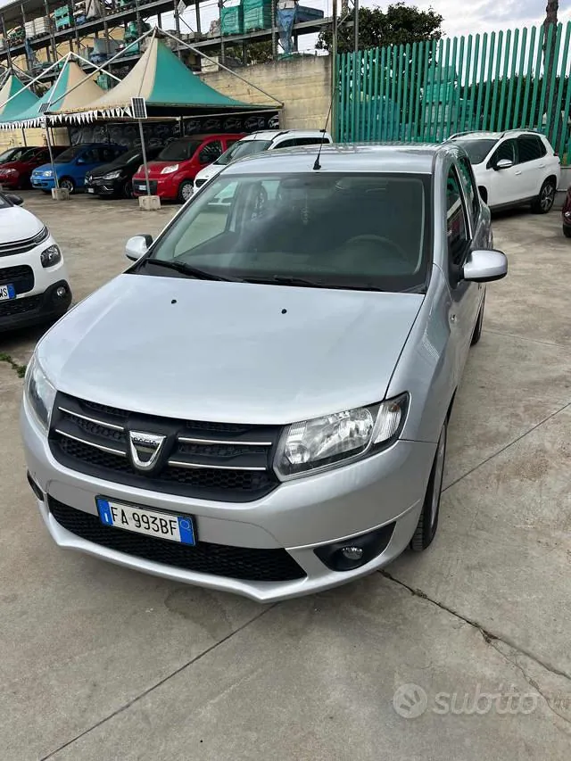 Dacia Sandero 2015 photo 2