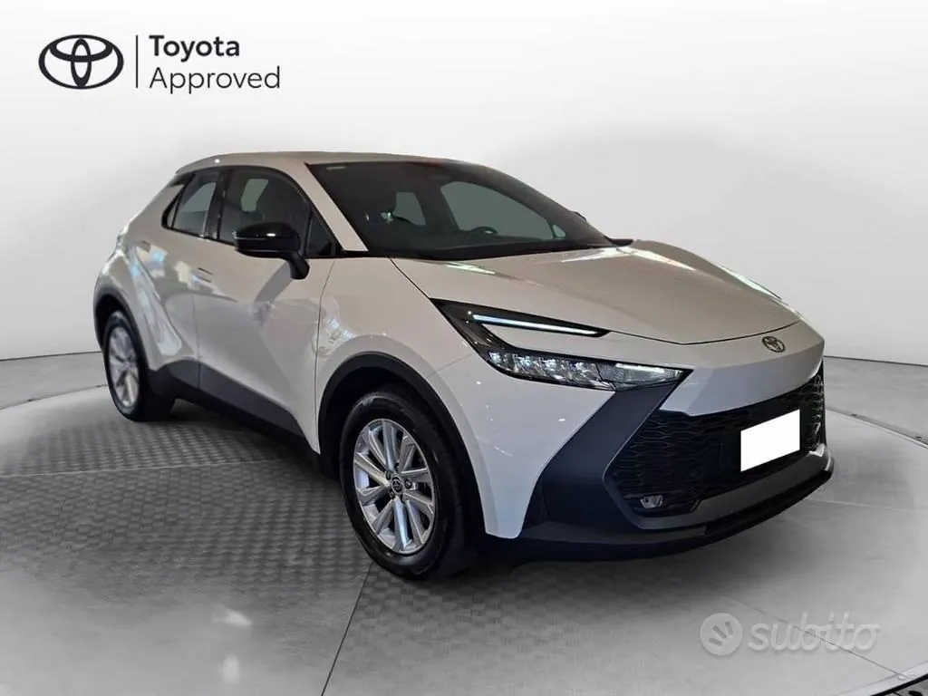 Toyota C-Hr 2025 photo 3