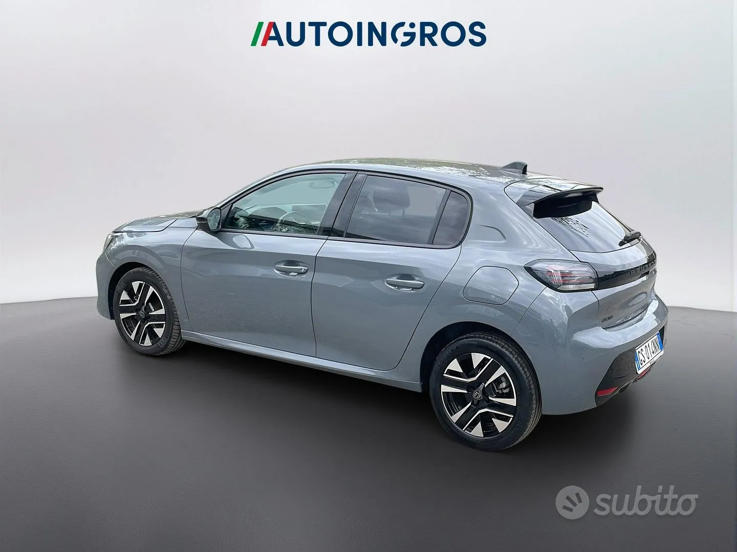 Peugeot 208 2024 photo 3