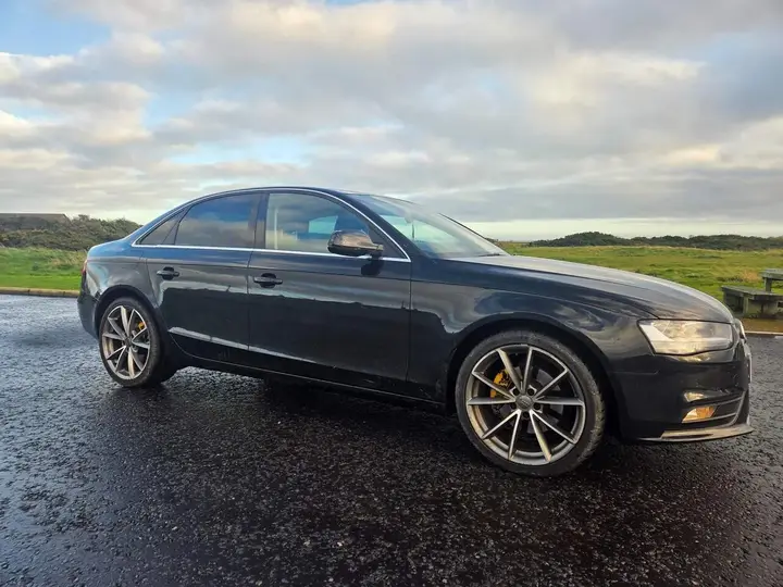 Audi A4 2015 photo 5