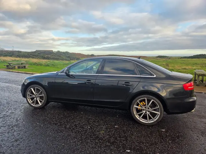 Audi A4 2015 photo 3
