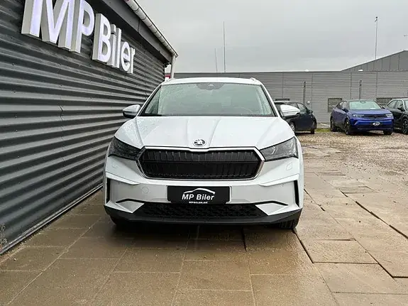 Skoda Enyaq 2023 photo 5
