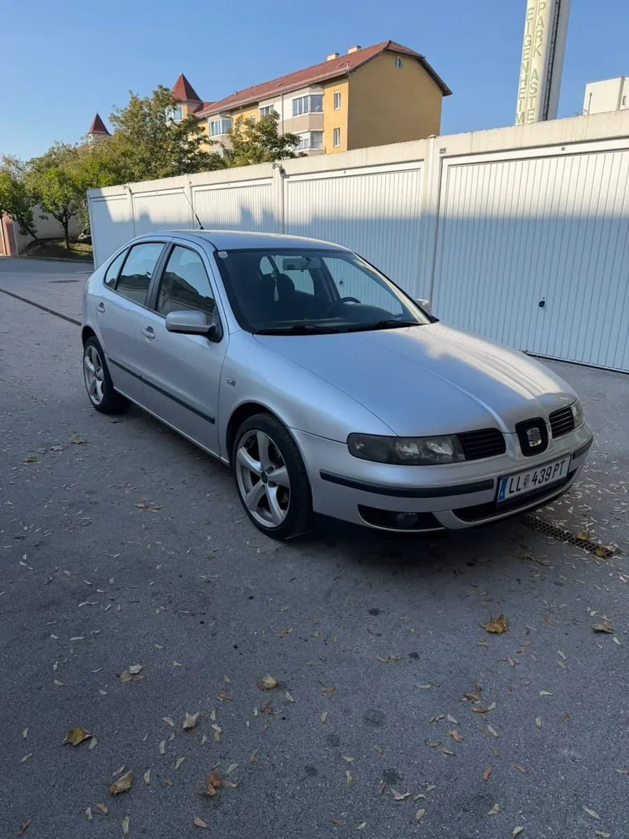 Seat Leon 2002 photo 2