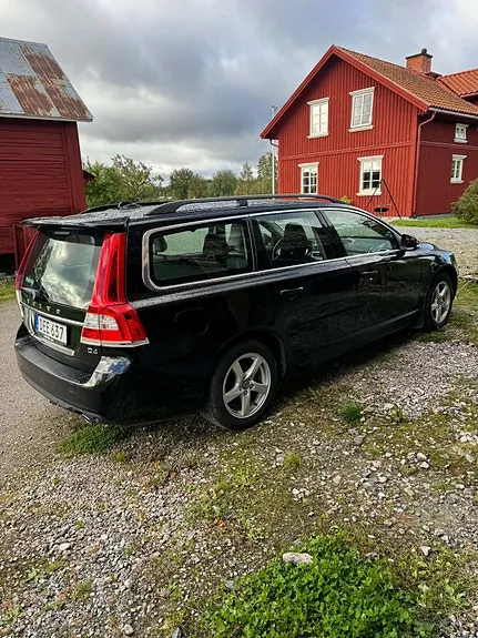 Volvo V70 2015 photo 3