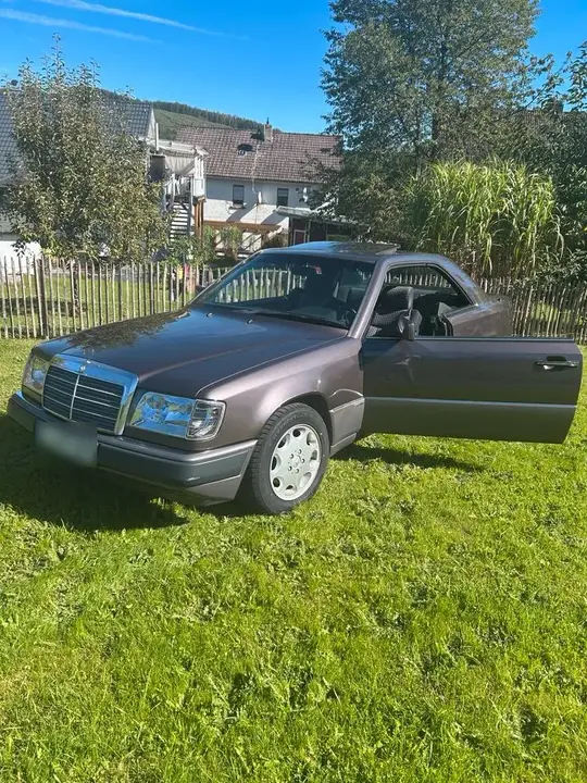 Mercedes-Benz 230 Ce