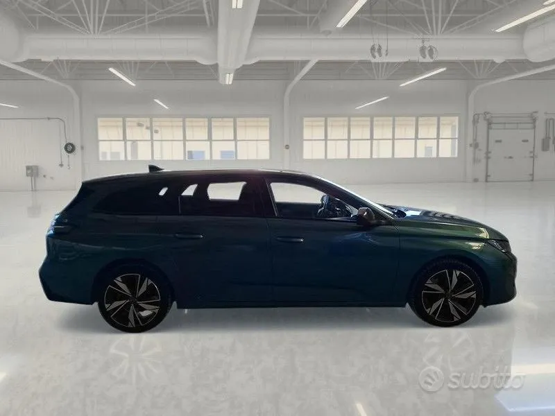 Peugeot 308 2023 photo 3