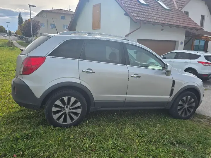 Opel Antara 2014 photo 2