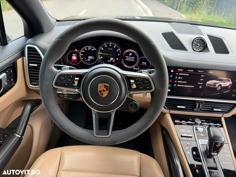 Porsche Cayenne 2022 photo 2