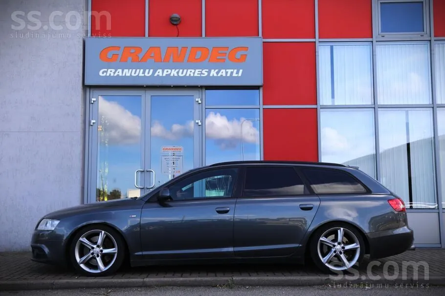 Audi A6 2011 photo 2