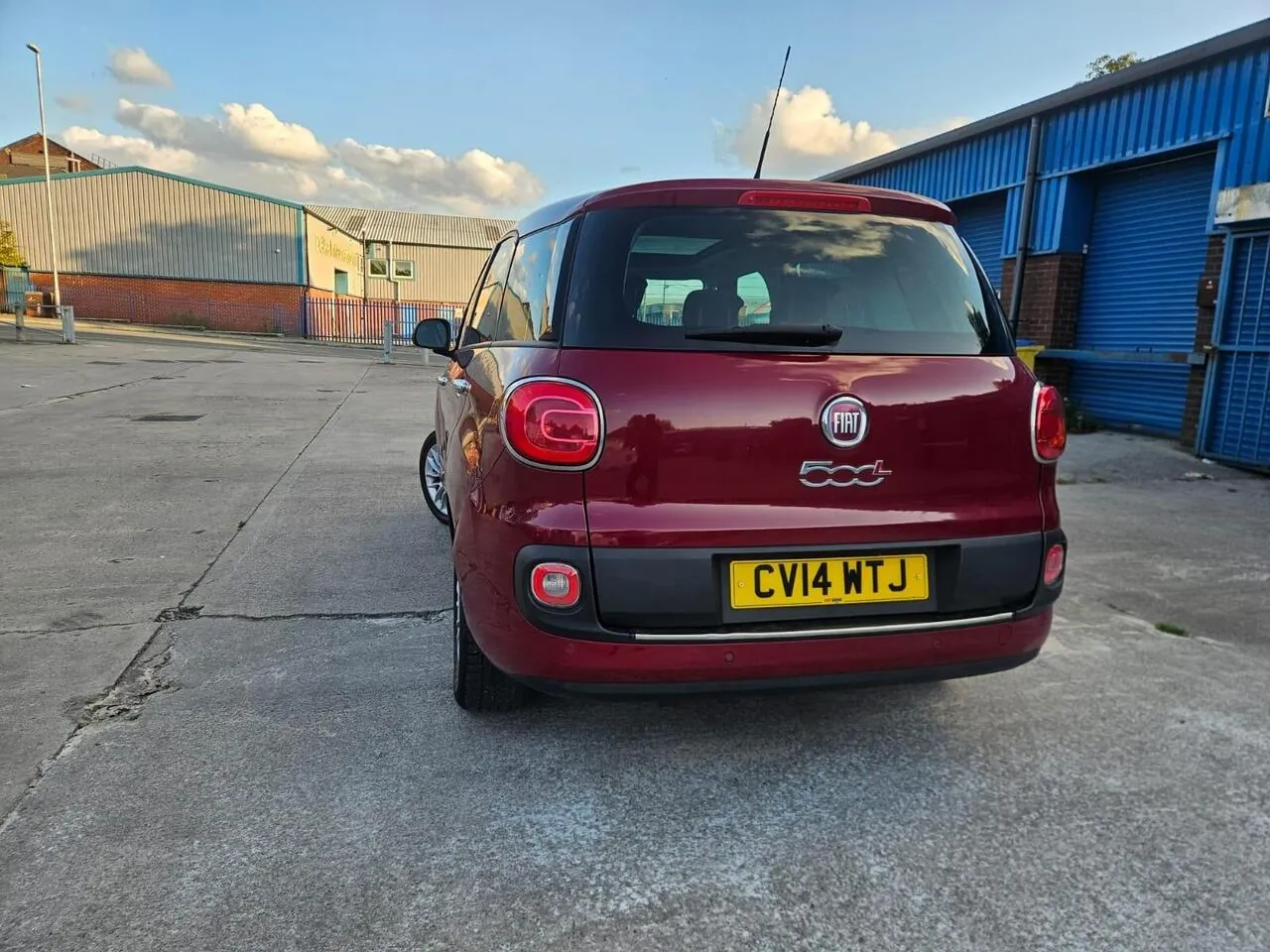 Fiat 500L 2014 photo 4