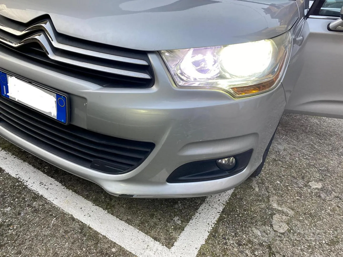 Citroen C4 2012 photo 4