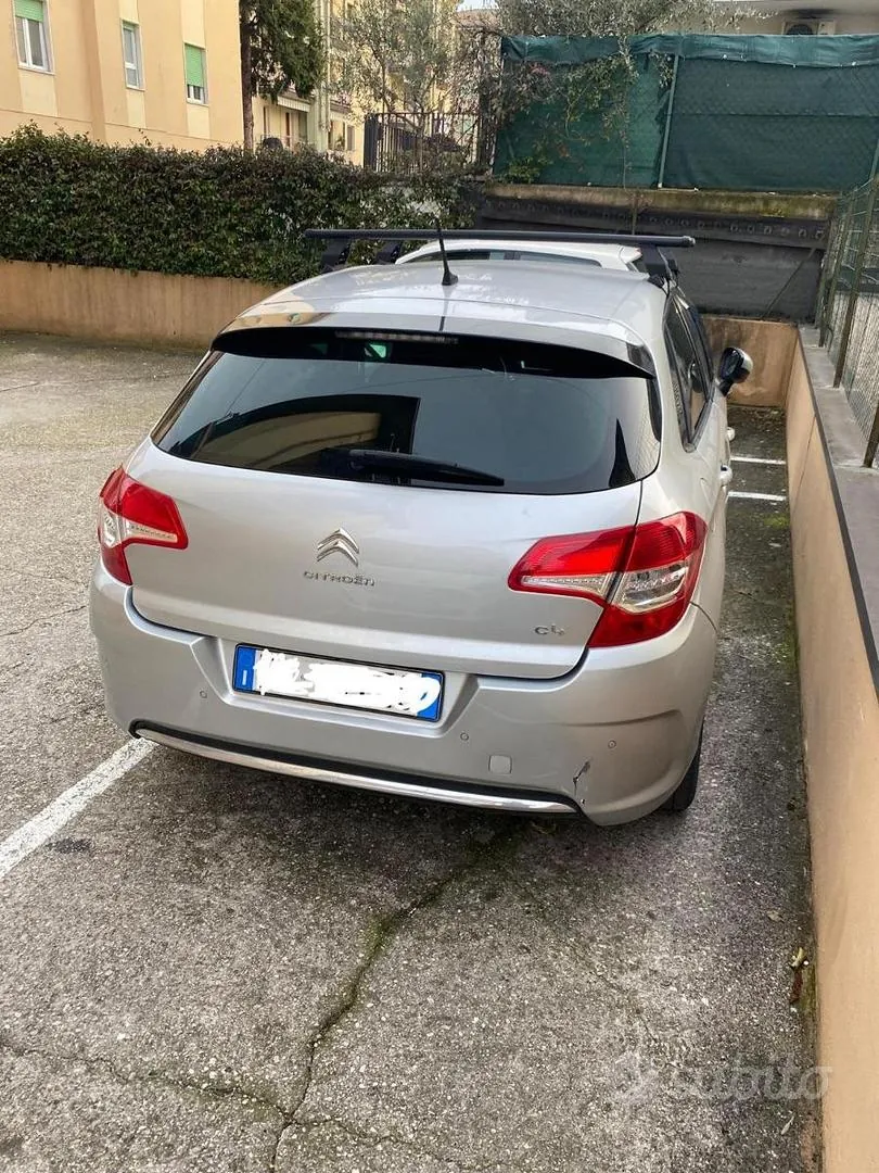 Citroen C4 2012 photo 5