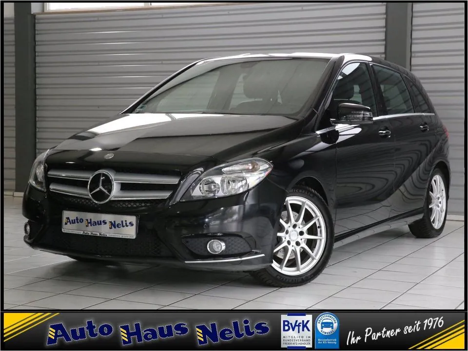 Mercedes-Benz B 180
