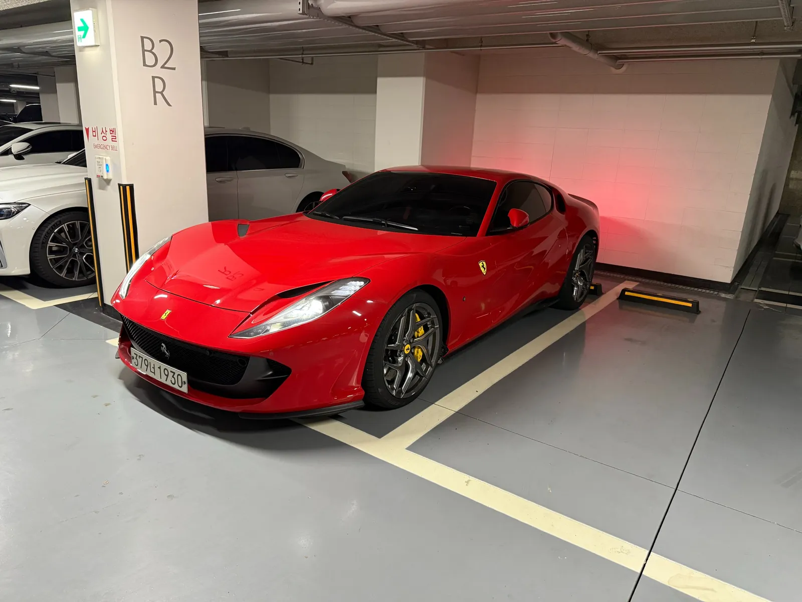 Ferrari 812 Superfast