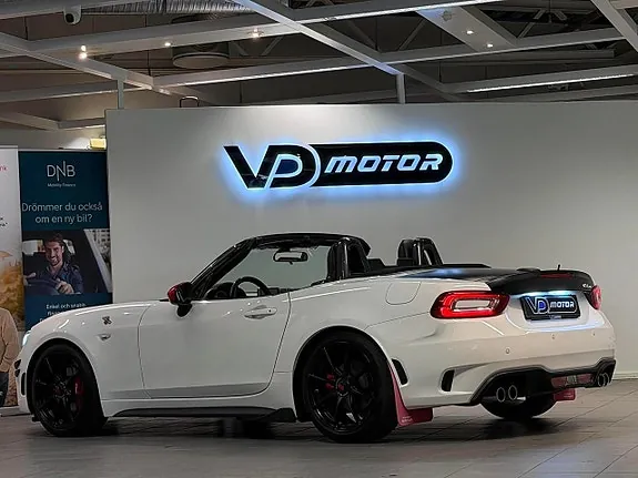 Abarth 124 Spider 2017 photo 2