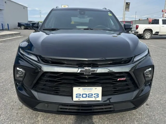 Chevrolet Blazer 2023 photo 2