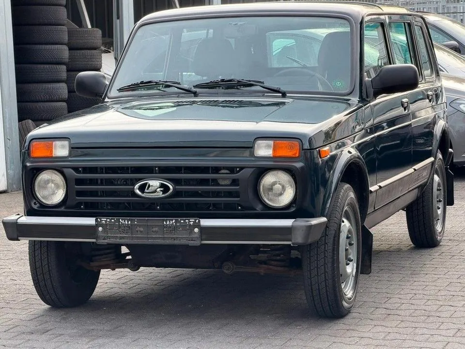 Lada Taiga