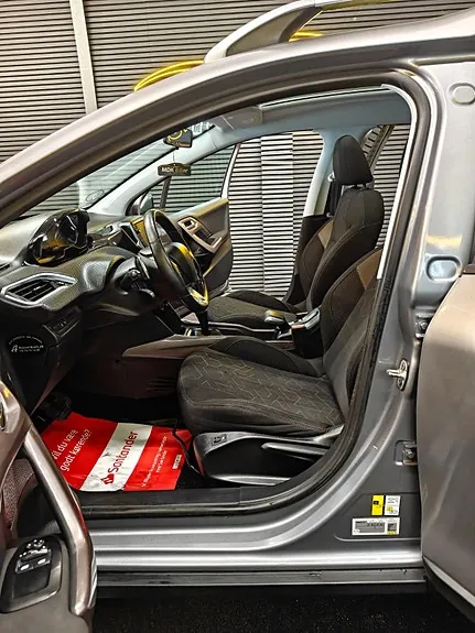 Peugeot 2008 2015 photo 5