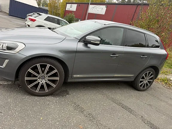 Volvo Xc60 2017 photo 3