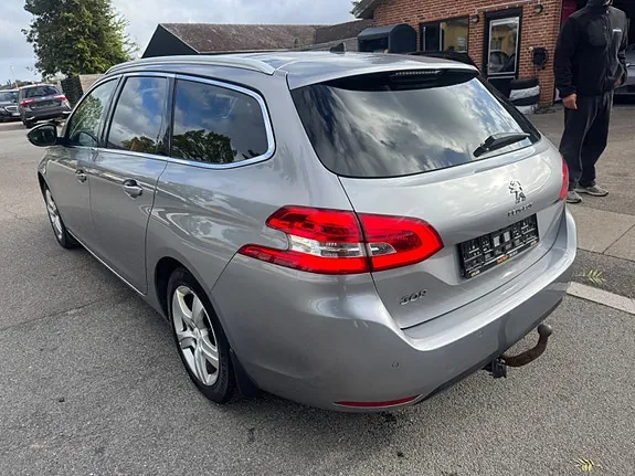 Peugeot 308 2019 photo 4