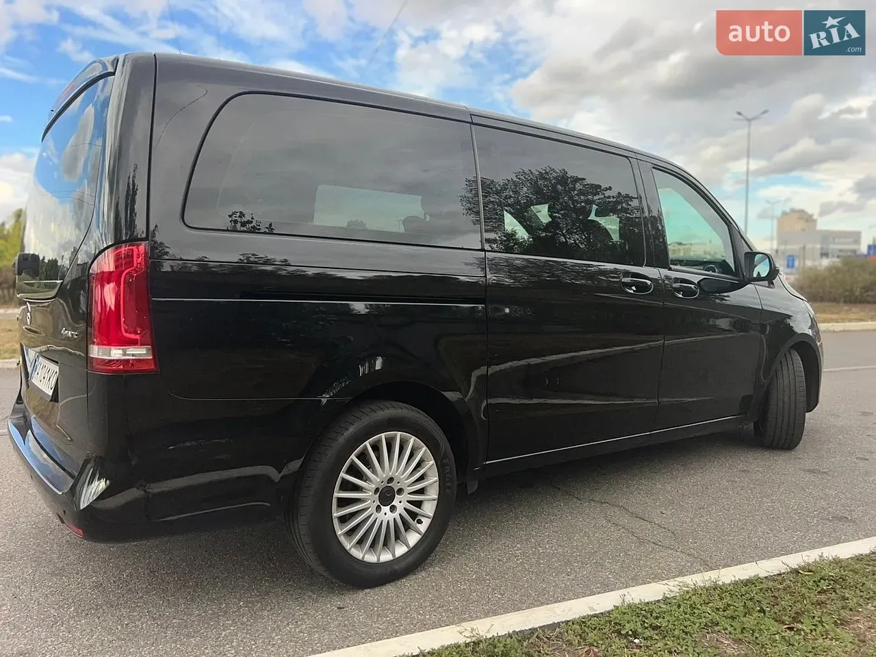 Mercedes-Benz V-Class 2018 photo 5