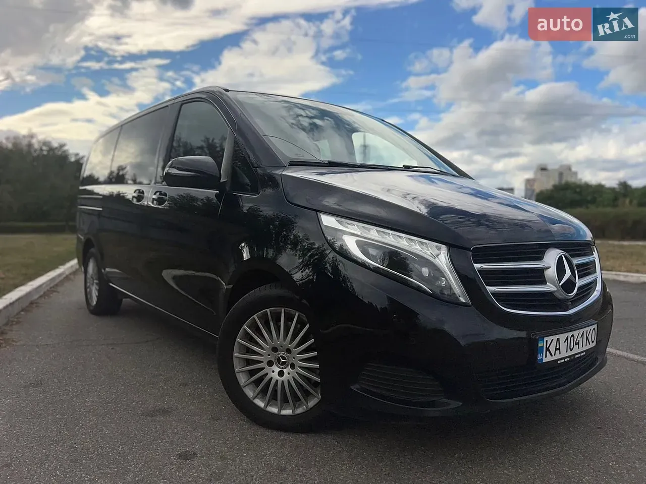 Mercedes-Benz V-Class