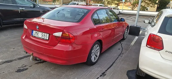 BMW 318D 2008 photo 3