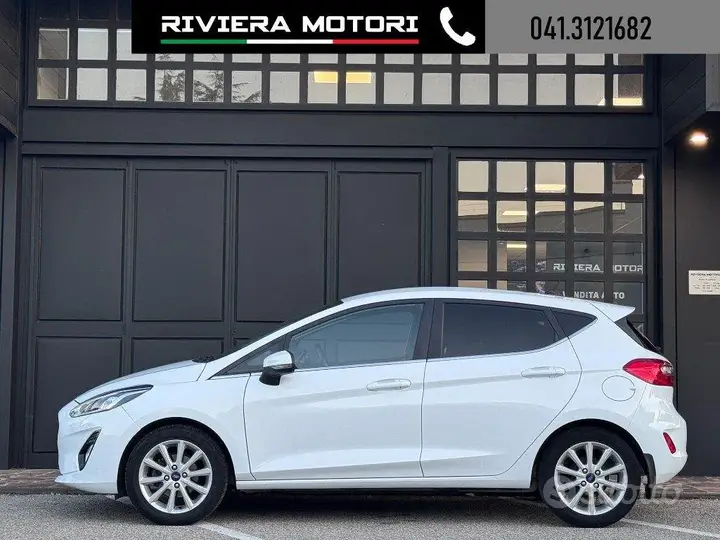 Ford Fiesta 2018 photo 2