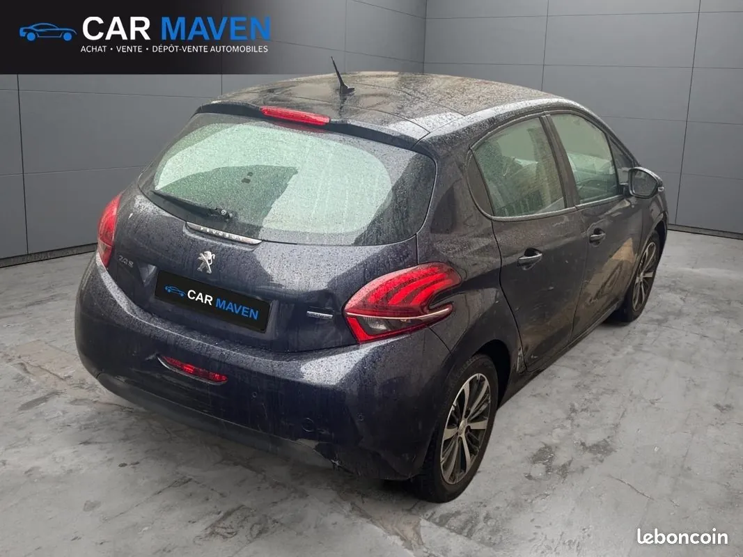 Peugeot 208 2017 photo 5