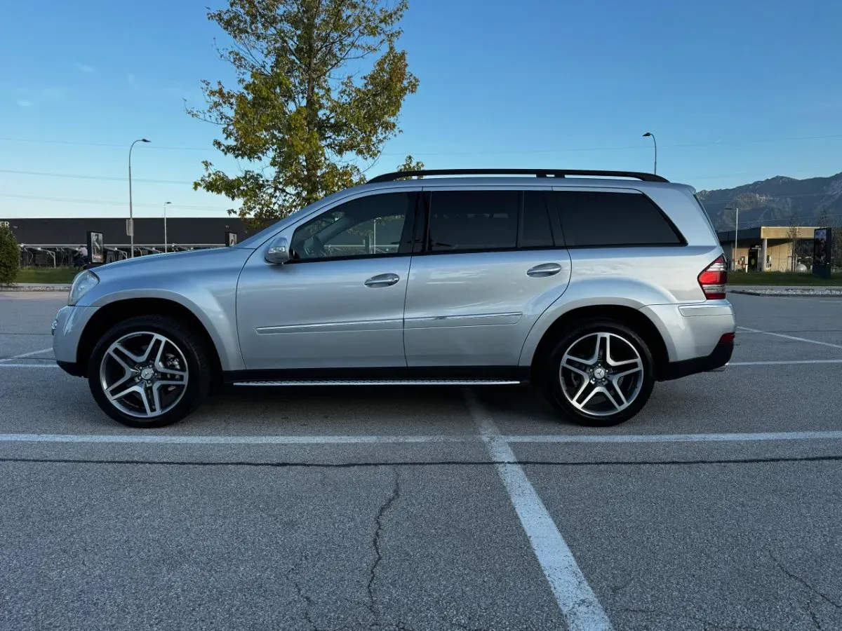 Mercedes-Benz Gl-Class