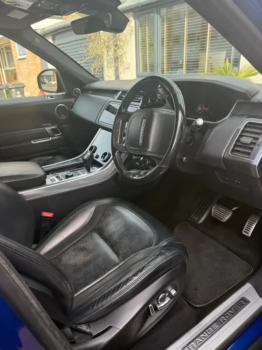 Land Rover Range Rover Sport 2018 photo 3