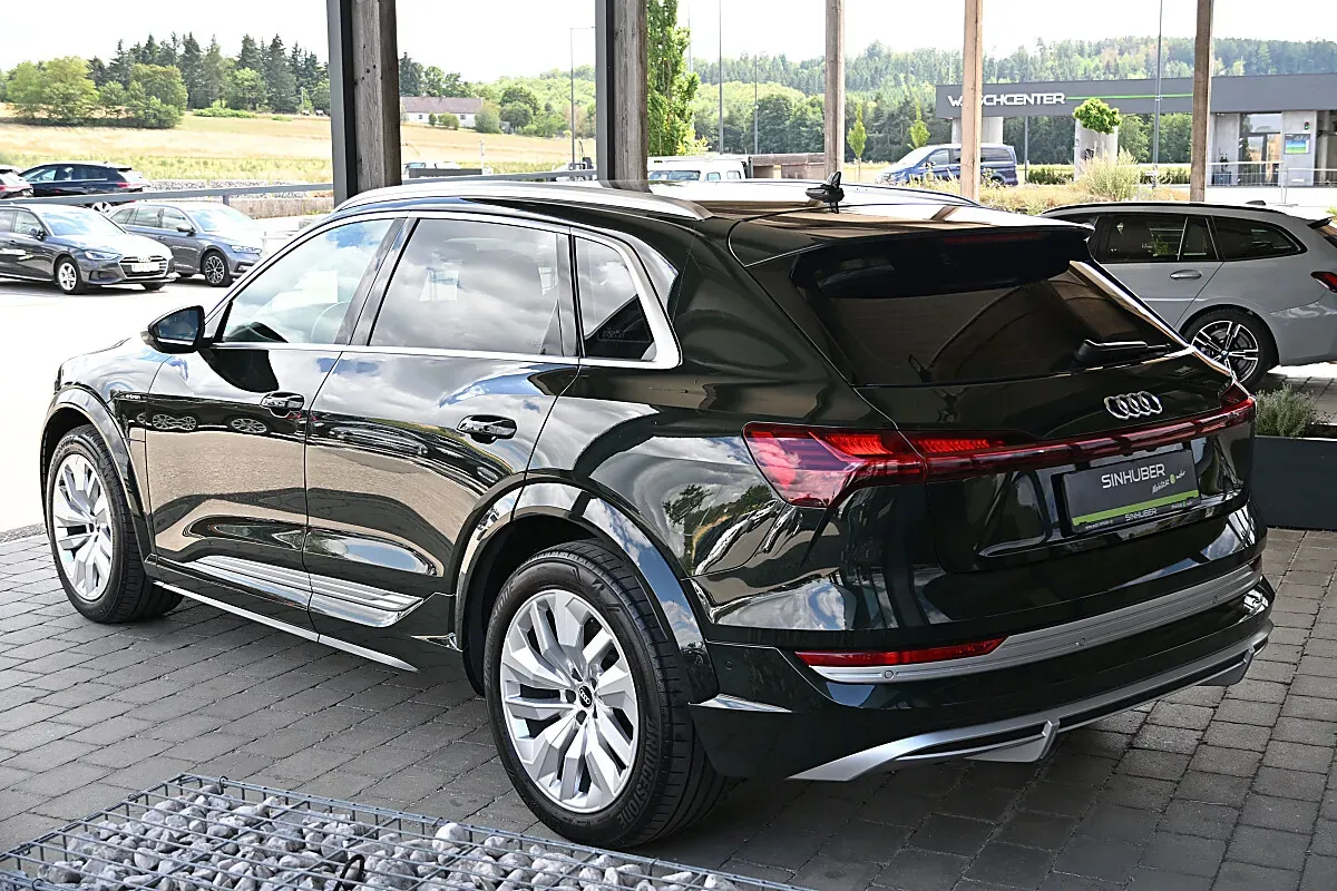 Audi E-Tron 2022 photo 3