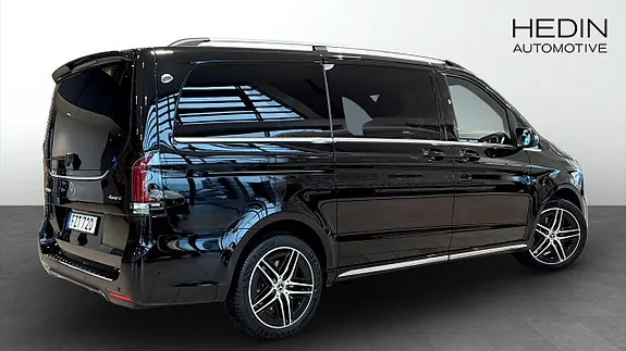 Mercedes-Benz V300 2026 photo 2