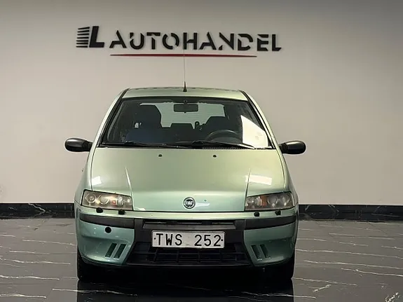 Fiat Punto 2003 photo 2