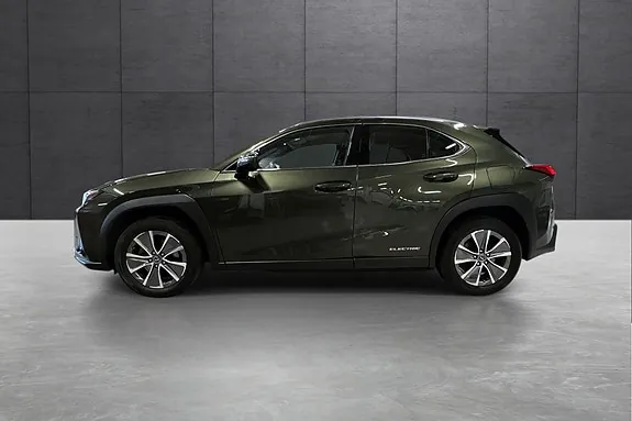 Lexus Ux300E 2022 photo 2