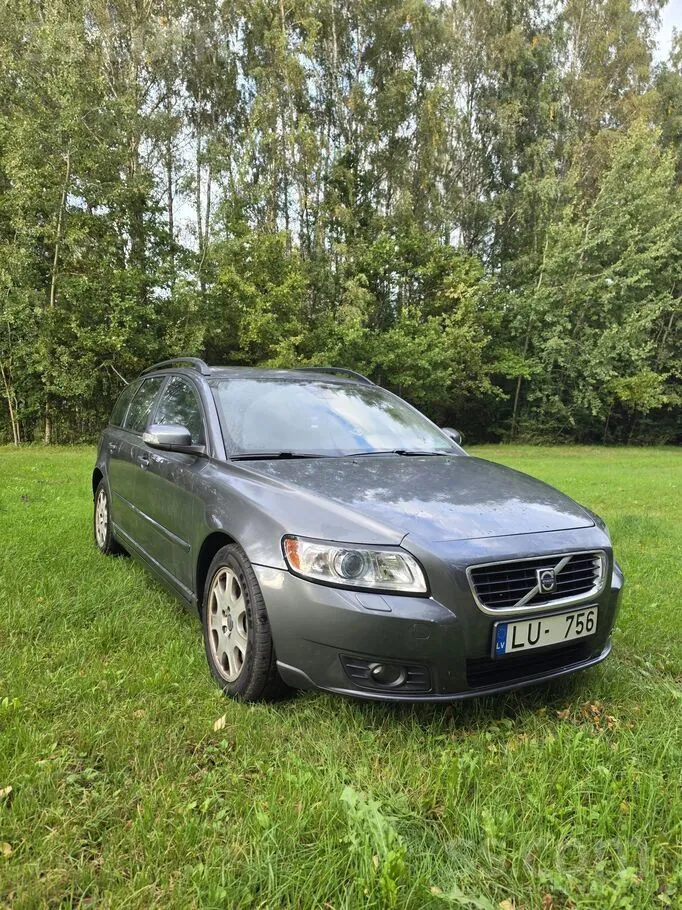 Volvo V50