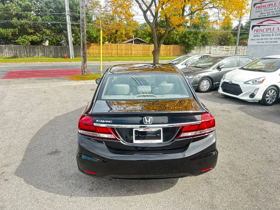Honda Civic 2015 photo 4