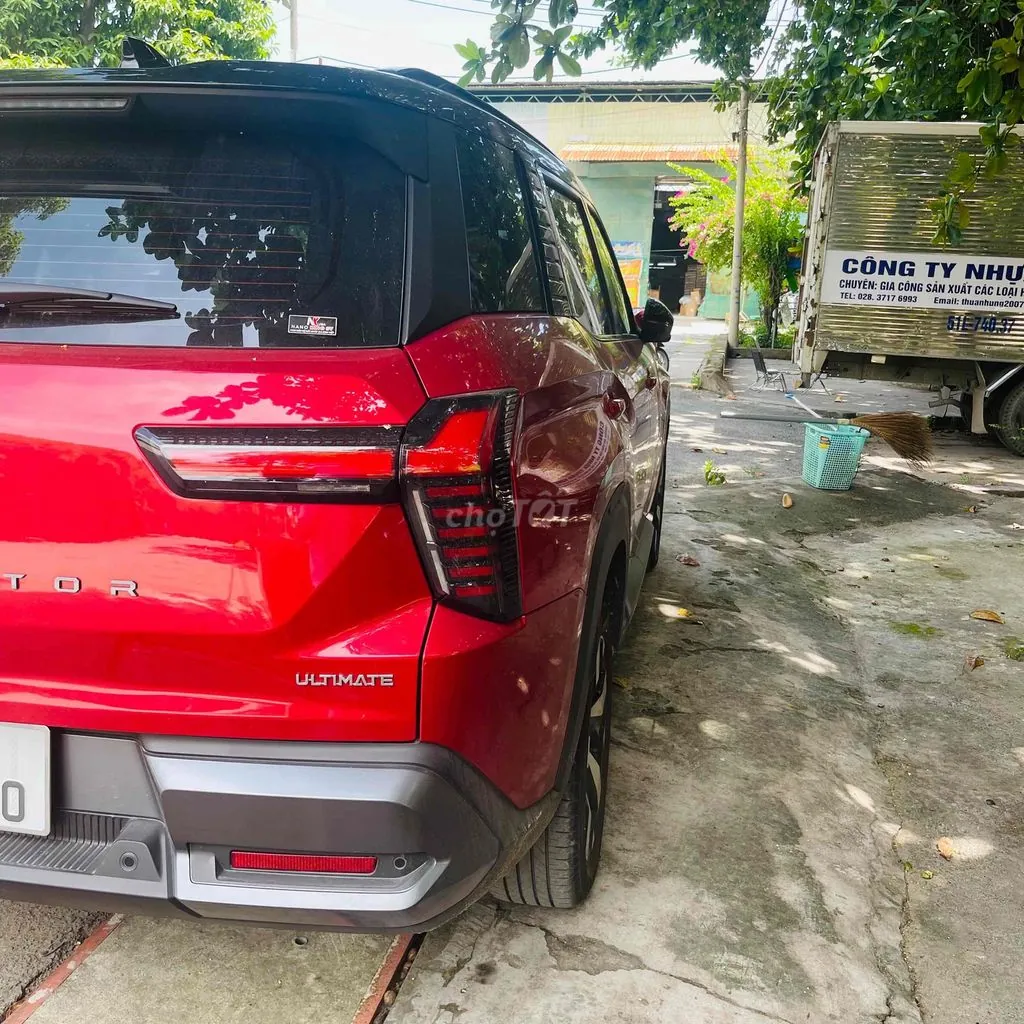 Mitsubishi Destinator