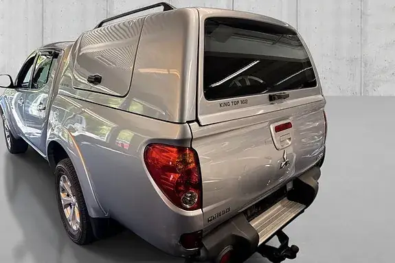 Mitsubishi L200 2012 photo 4