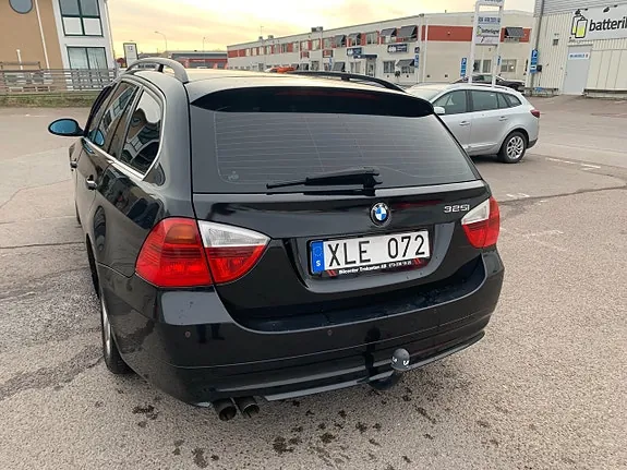BMW 325I 2006 photo 4