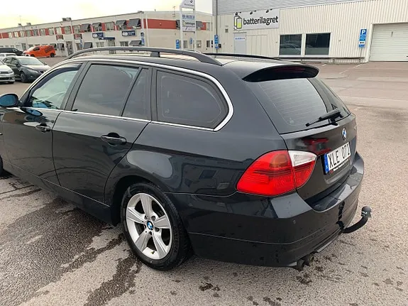 BMW 325I 2006 photo 3