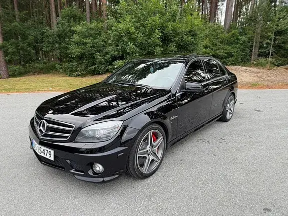Mercedes-Benz C63 2011 photo 3