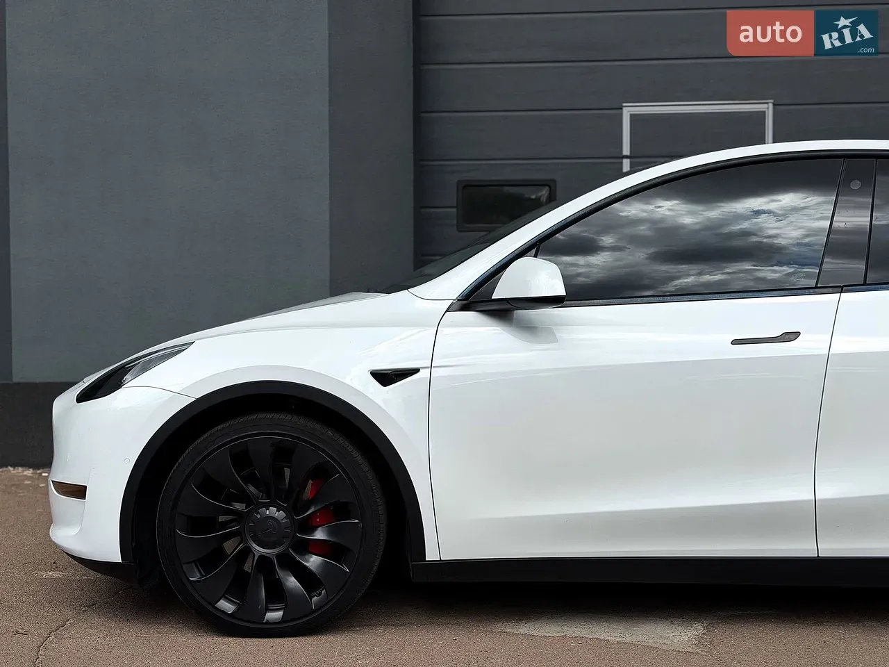 Tesla Model Y 2022 photo 5
