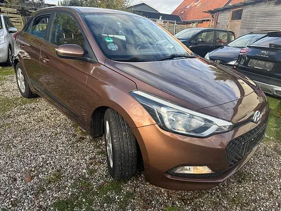 Hyundai I20 2015 photo 3