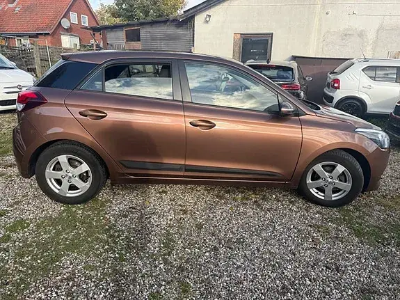 Hyundai I20 2015 photo 4