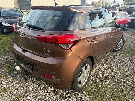 Hyundai I20 2015 photo 5