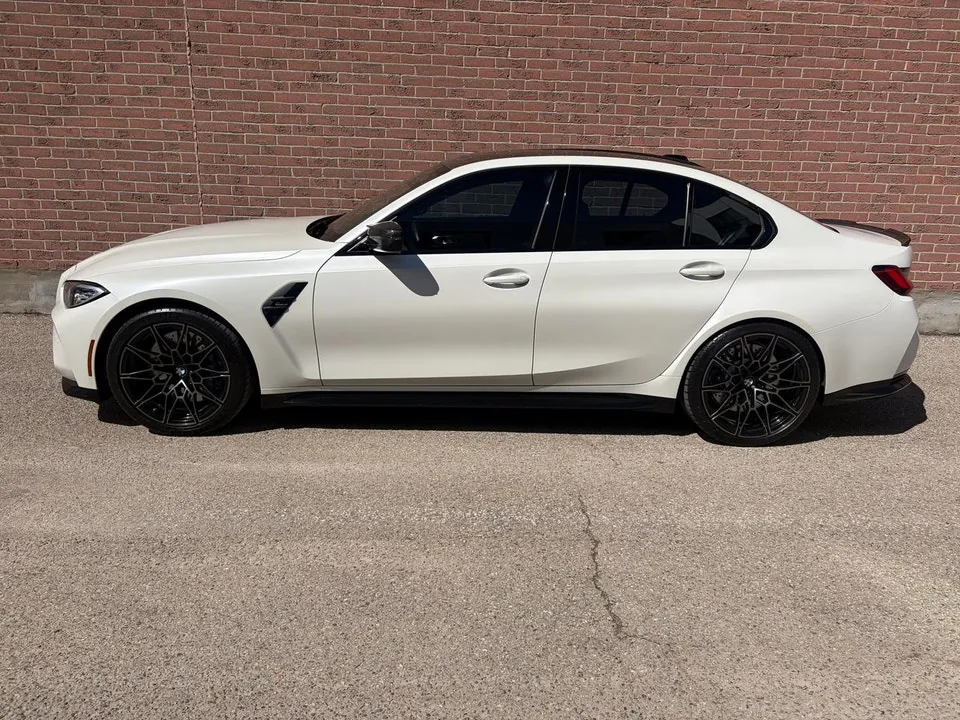 BMW M3 2023 photo 3