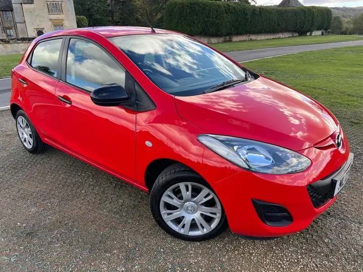 Mazda Mazda2
