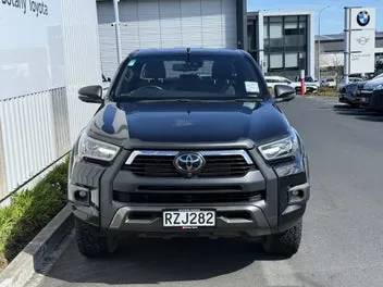 Toyota Hilux 2022 photo 4